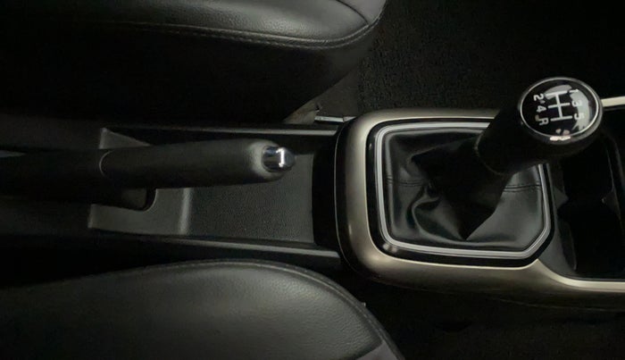 2019 Maruti IGNIS ZETA 1.2, Petrol, Manual, 36,968 km, Gear Lever