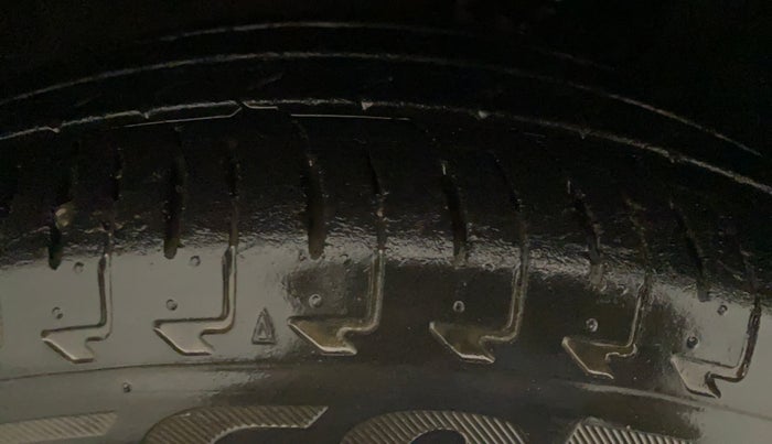 2019 Maruti IGNIS ZETA 1.2, Petrol, Manual, 36,968 km, Right Rear Tyre Tread