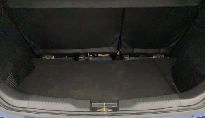 2019 Maruti IGNIS ZETA 1.2, Petrol, Manual, 36,968 km, Boot Inside