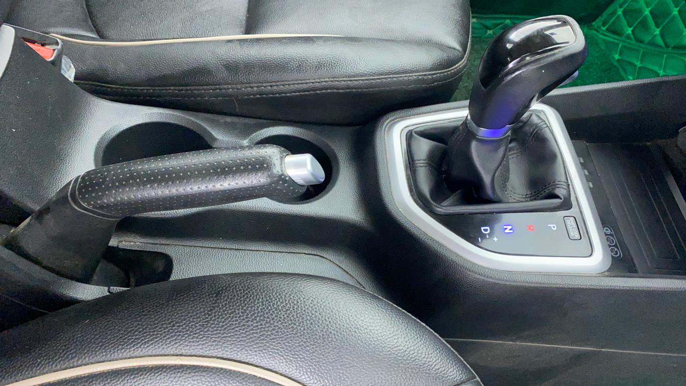 2019 Hyundai Creta 1.6 VTVT SX AUTO, Petrol, Automatic, 50,933 km, Gear Lever
