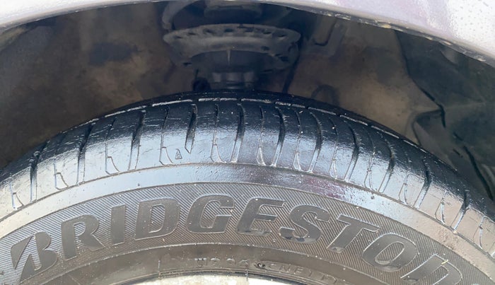 2014 Hyundai Elite i20 ASTA 1.2, Petrol, Manual, 41,858 km, Right Front Tyre Tread