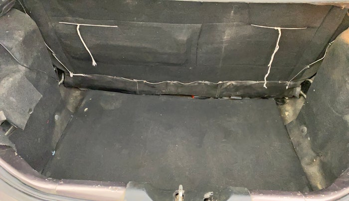 2016 Tata Tiago XZ PETROL, Petrol, Manual, 74,675 km, Boot Inside