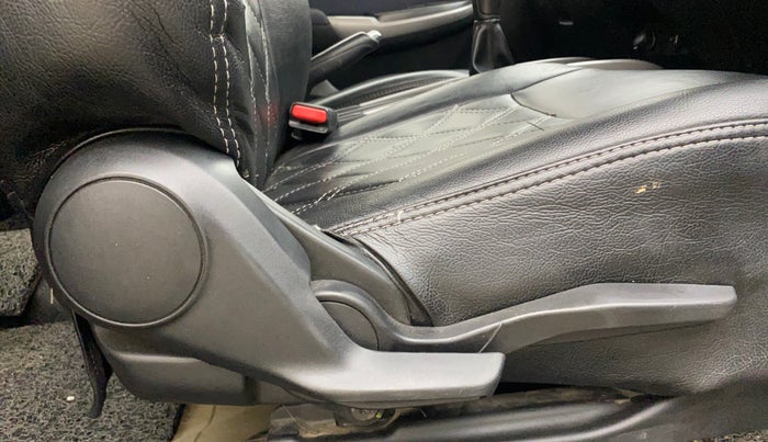 2020 Maruti Baleno ZETA PETROL 1.2, Petrol, Manual, 1,15,348 km, Driver Side Adjustment Panel