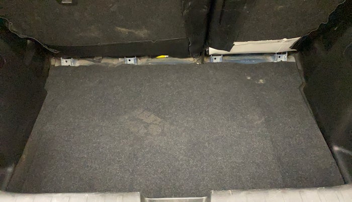 2020 Maruti Baleno ZETA PETROL 1.2, Petrol, Manual, 1,15,348 km, Boot Inside