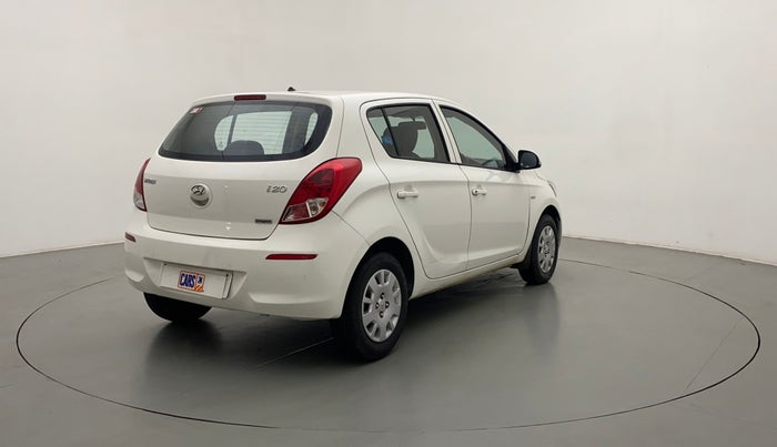 2013 Hyundai i20 MAGNA 1.2, Petrol, Manual, 29,598 km, Right Back Diagonal