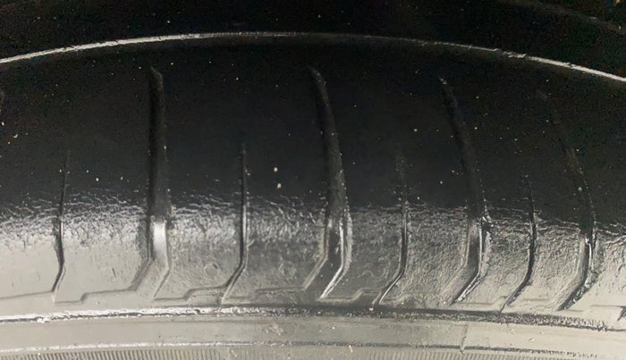 2020 Hyundai VENUE SX PLUS 1.0 TURBO DCT, Petrol, Automatic, 59,409 km, Left Rear Tyre Tread