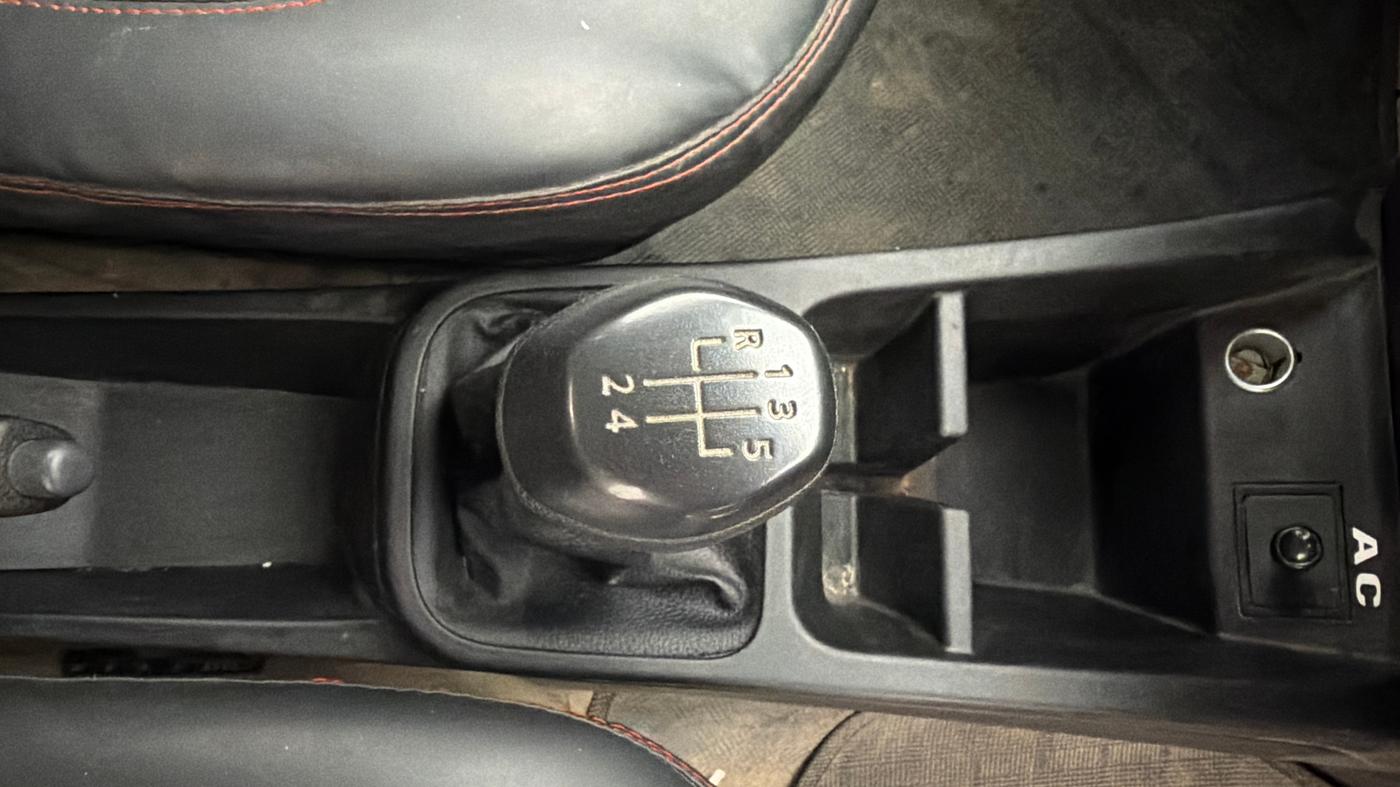 2021 Renault Kwid STD, Petrol, Manual, 21,215 km, Gear Lever