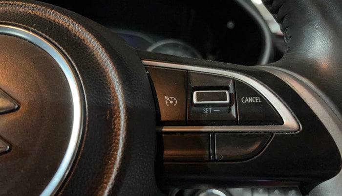 2022 Maruti BREZZA ZXI + SMART HYBRID DUAL TONE, Petrol, Manual, 50,627 km, Adaptive Cruise Control