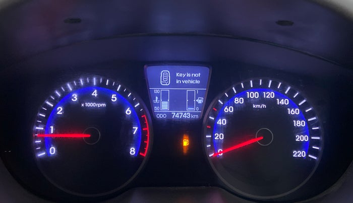 2013 Hyundai i20 ASTA 1.2, Petrol, Manual, 74,390 km, Odometer Image