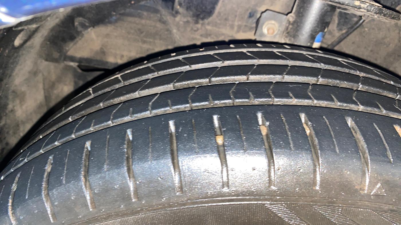 2023 Maruti Baleno ALPHA PETROL 1.2, Petrol, Manual, 19,866 km, Left Front Tyre Tread