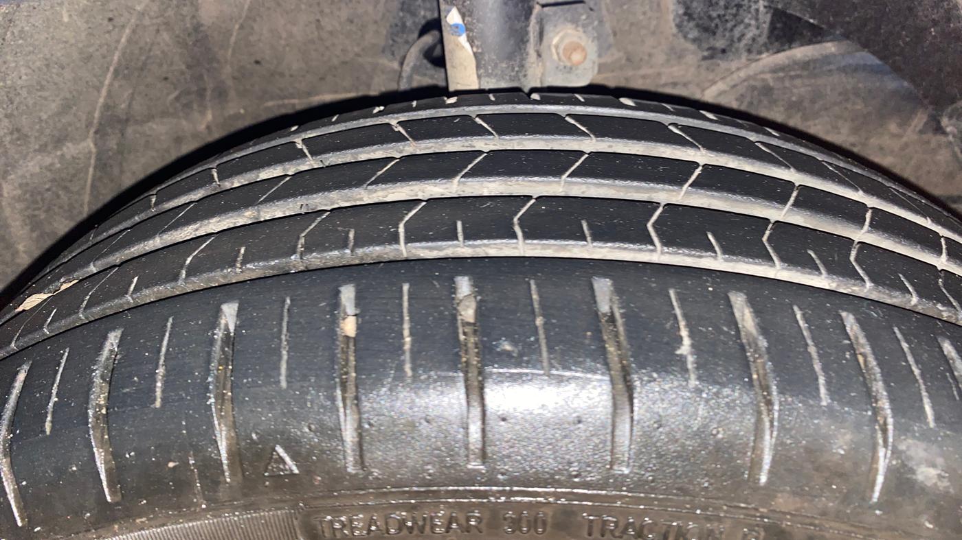 2023 Maruti Baleno ALPHA PETROL 1.2, Petrol, Manual, 19,866 km, Right Front Tyre Tread