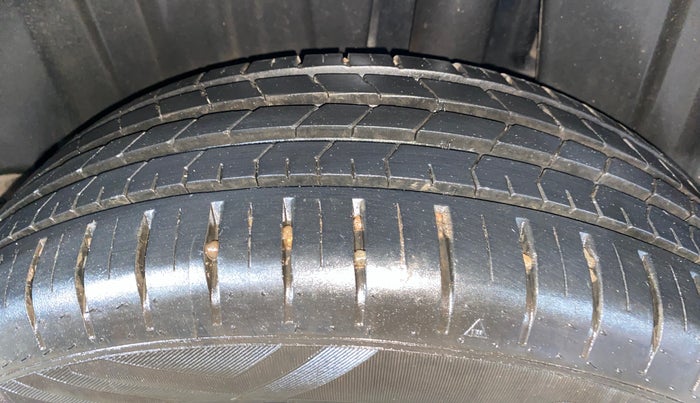 2023 Maruti Baleno ALPHA PETROL 1.2, Petrol, Manual, 19,866 km, Left Rear Tyre Tread