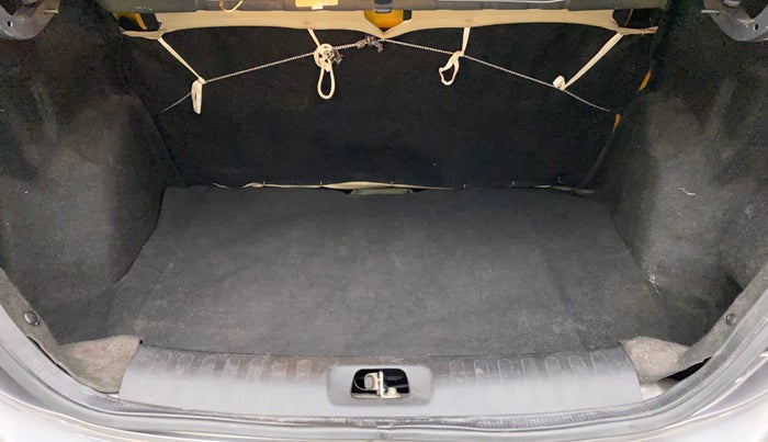 2014 Maruti Swift Dzire LXI, Petrol, Manual, 46,519 km, Boot Inside