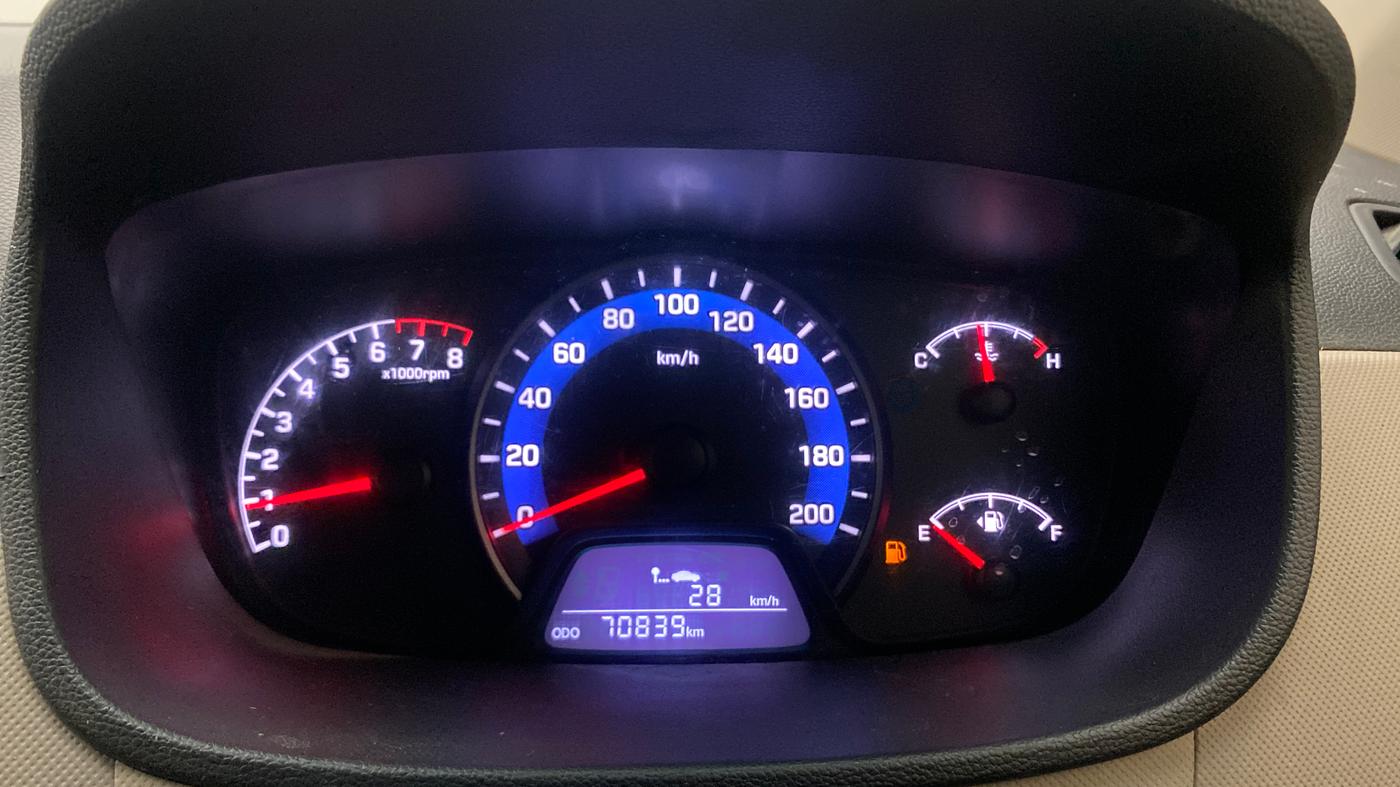 2015 Hyundai Xcent BASE 1.2, Petrol, Manual, 70,802 km, Odometer Image