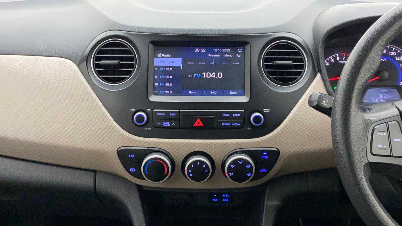 2017 Hyundai Grand i10 SPORTZ (O) 1.2 KAPPA VTVT, Petrol, Manual, 73,976 km, Air Conditioner