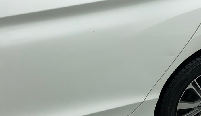 2018 Honda City 1.5L I-VTE V CVT, Petrol, Automatic, 68,640 km, Rear left door - Slightly dented