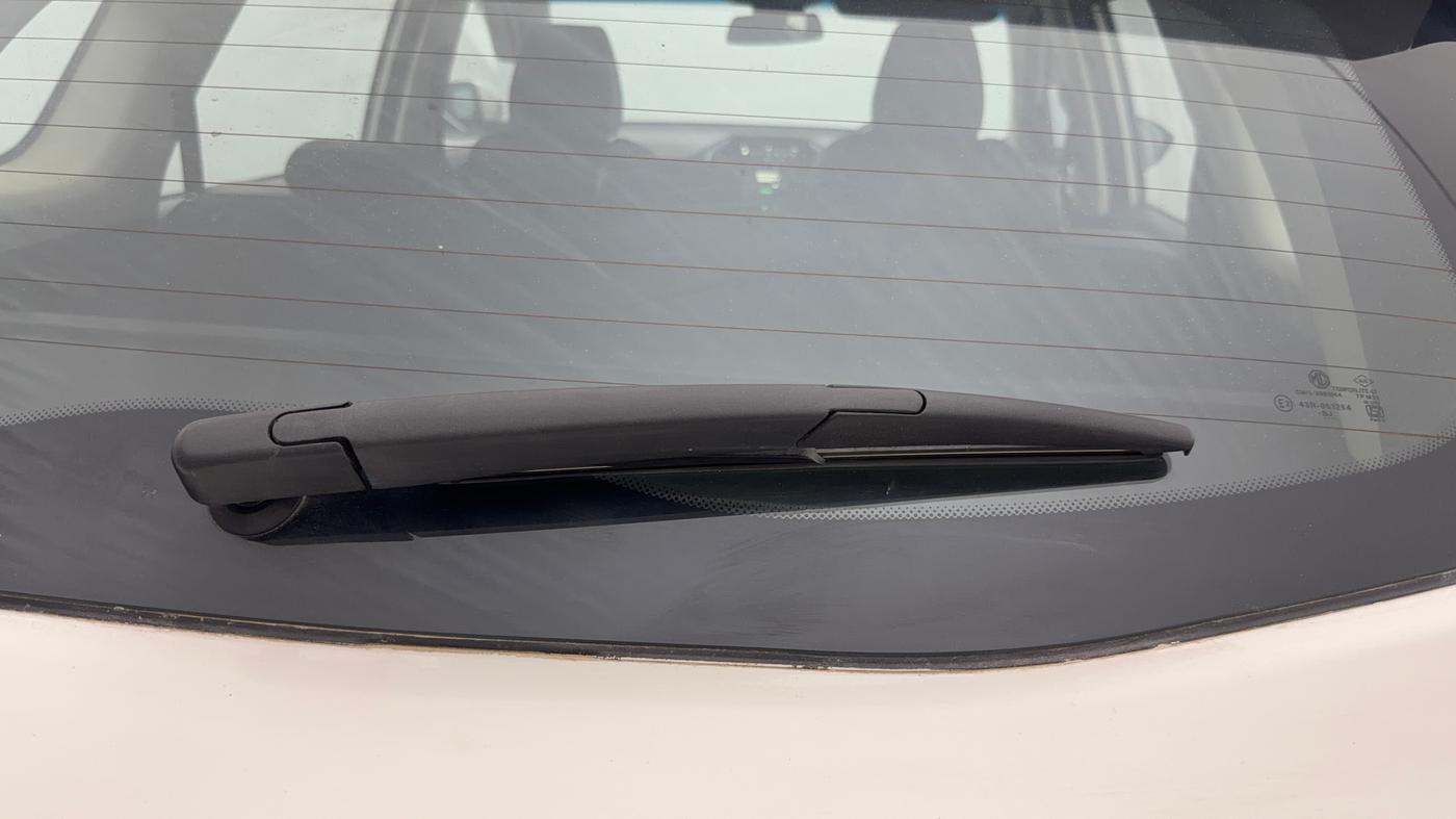 2019 MG HECTOR SHARP HYBRID 1.5 PETROL, Petrol, Manual, 61,573 km, Rear Wiper