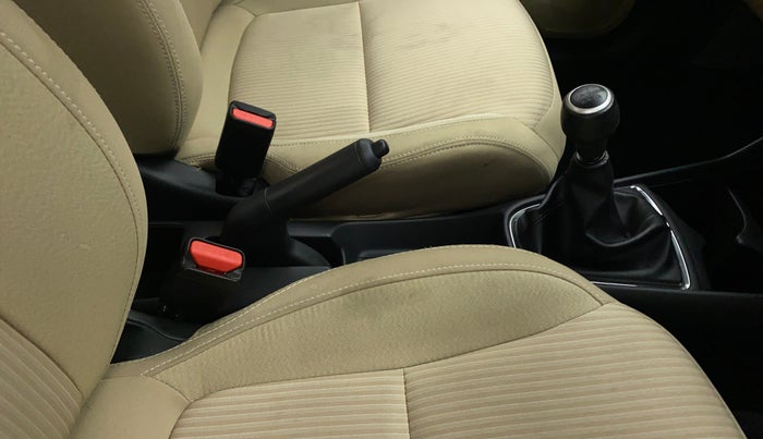 2022 Honda Amaze 1.2L I-VTEC VX, Petrol, Manual, 9,377 km, Gear Lever