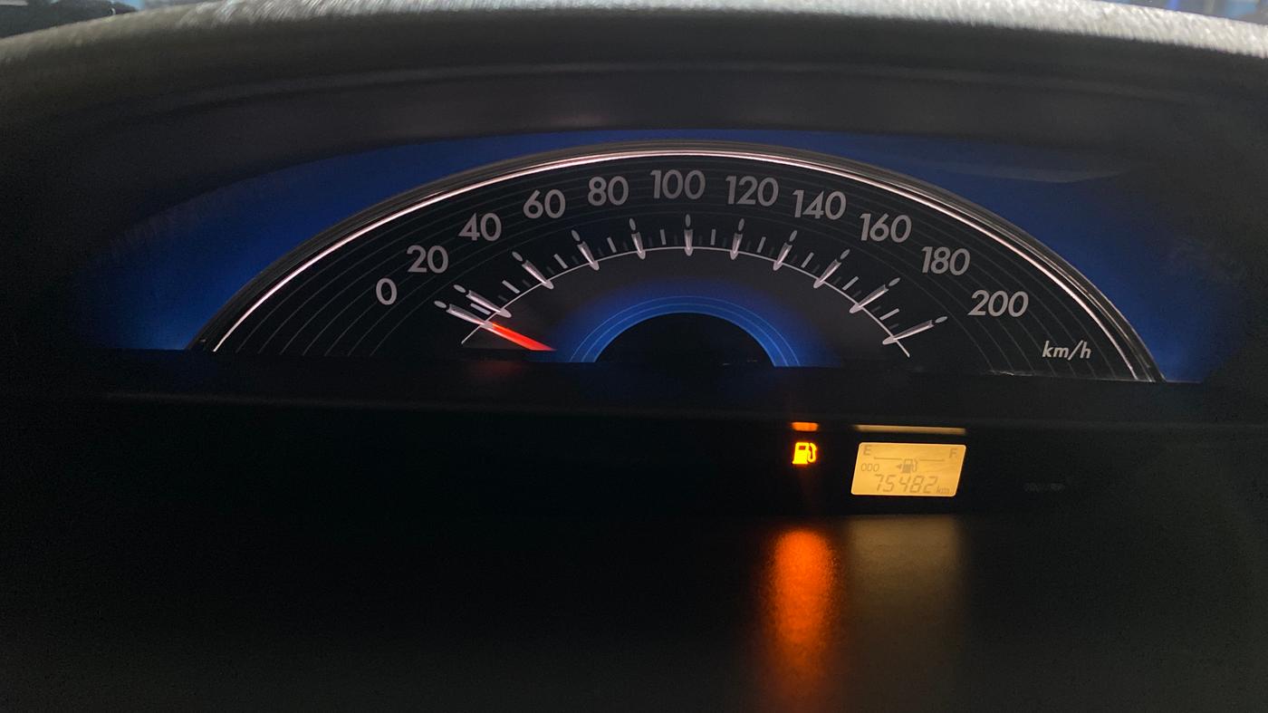2013 Toyota Etios Liva GD, Diesel, Manual, 75,462 km, Odometer Image
