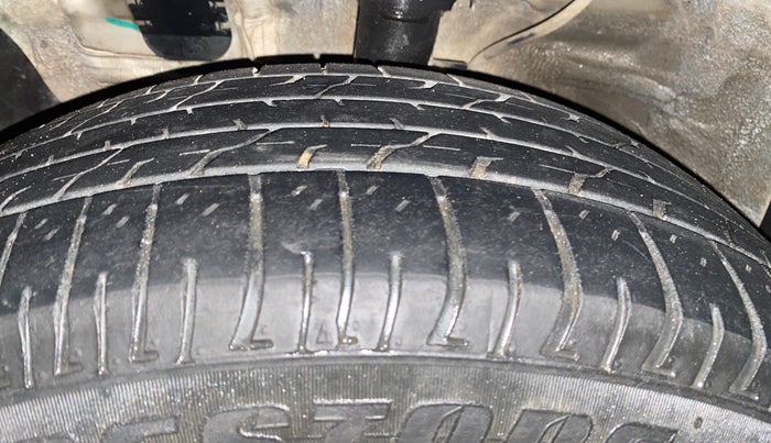 2016 Hyundai Creta S 1.4 DIESEL, Diesel, Manual, 89,967 km, Left Front Tyre Tread