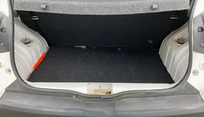 2023 Renault Kwid CLIMBER MT 1.0, Petrol, Manual, 3,688 km, Boot Inside