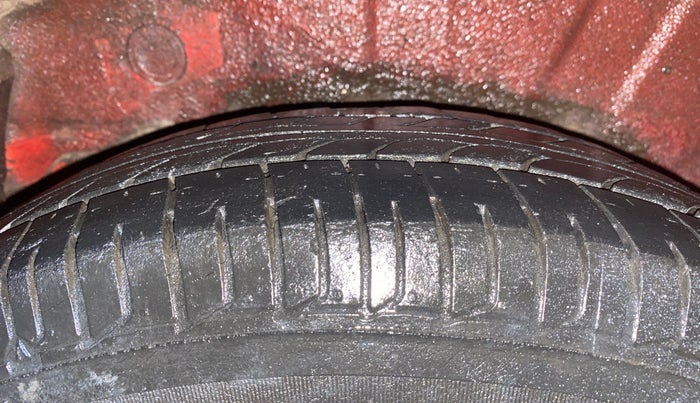 2013 Hyundai i10 MAGNA 1.2, Petrol, Manual, 48,585 km, Right Rear Tyre Tread