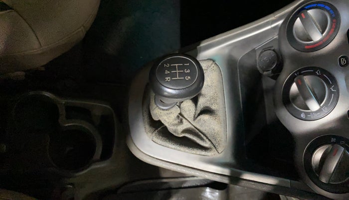 2013 Hyundai i10 MAGNA 1.2, Petrol, Manual, 48,585 km, Gear Lever