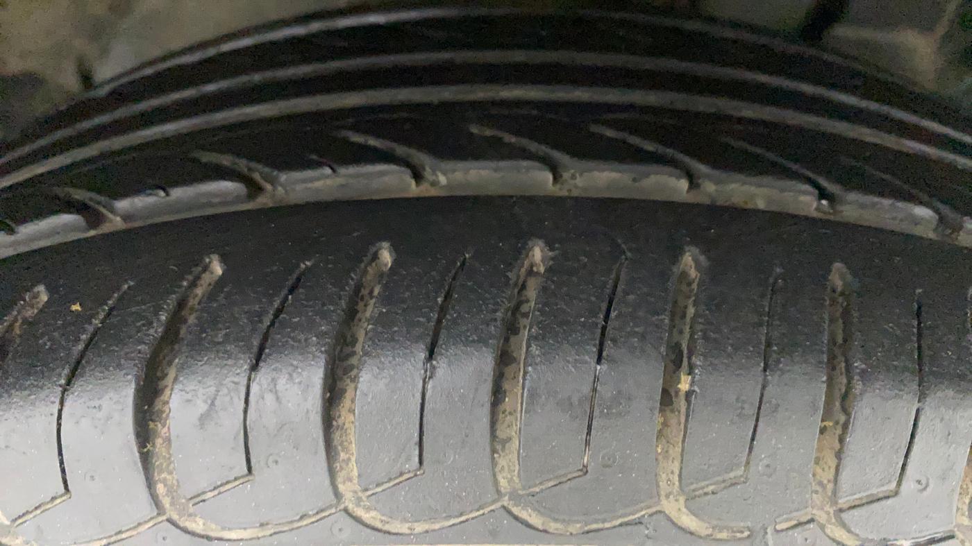 2019 Ford Ecosport TREND 1.5L PETROL, Petrol, Manual, 18,682 km, Right Front Tyre Tread