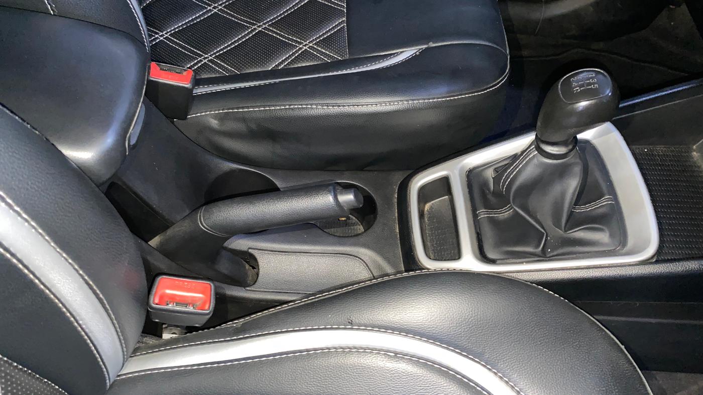 2020 Hyundai VENUE S 1.2, Petrol, Manual, 75,807 km, Gear Lever