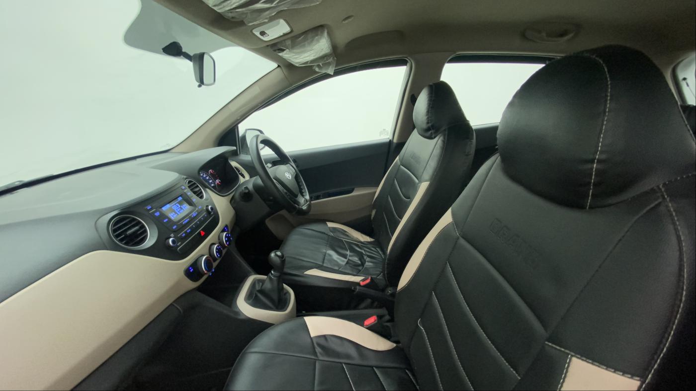 2018 Hyundai Grand i10 MAGNA 1.2 VTVT, Petrol, Manual, 46,094 km, Right Side Front Door Cabin