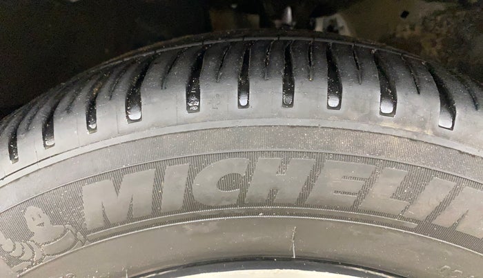 2017 Honda City 1.5L I-VTEC V MT, Petrol, Manual, 1,04,917 km, Left Front Tyre Tread