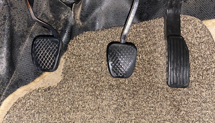 2017 Honda City 1.5L I-VTEC V MT, Petrol, Manual, 1,04,917 km, Pedals