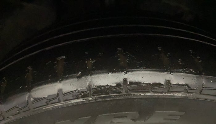 2020 Nissan Kicks XV PREMIUM TURBO 1.3, Petrol, Manual, 94,780 km, Right Front Tyre Tread