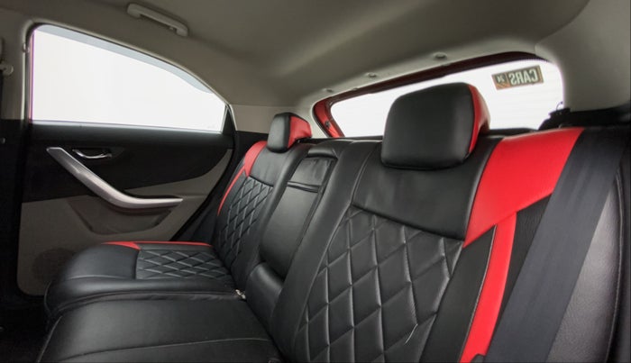 2018 Tata NEXON XZ PLUS PETROL DUAL TONE, Petrol, Manual, 38,137 km, Right Side Rear Door Cabin