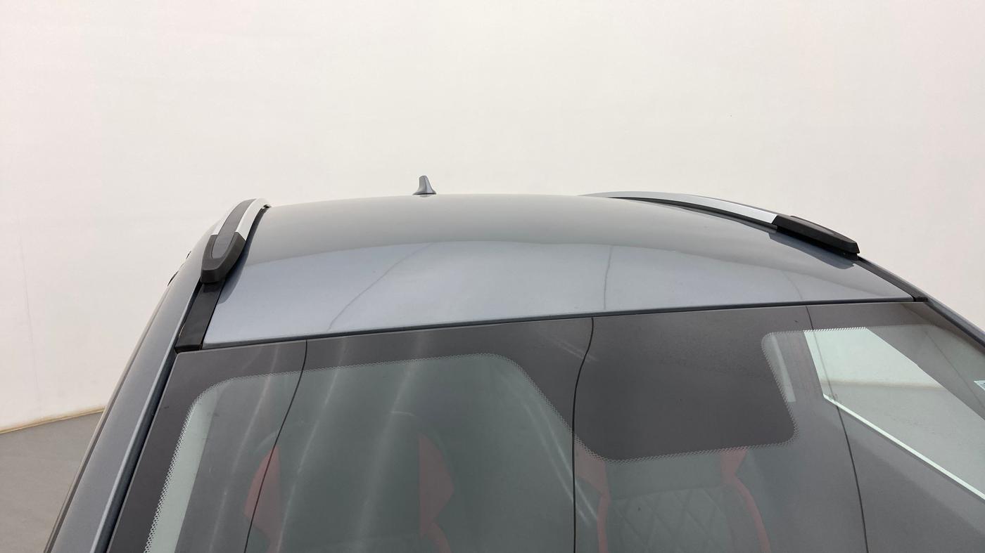 2018 Tata NEXON XZ PLUS PETROL DUAL TONE, Petrol, Manual, 38,137 km, Roof