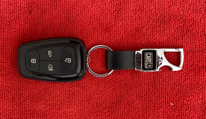 2018 Tata NEXON XZ PLUS PETROL DUAL TONE, Petrol, Manual, 38,137 km, Key Close Up