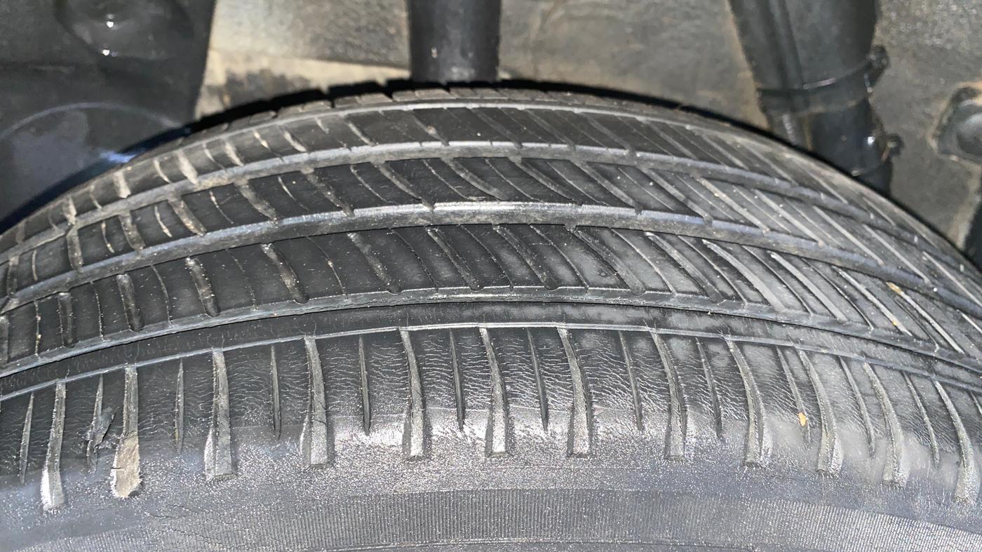 2018 Nissan Terrano XV PREMIUM D, Diesel, Manual, 44,407 km, Right Rear Tyre Tread