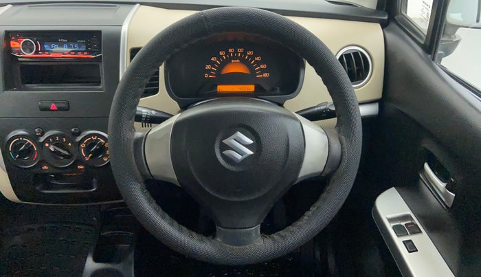 2017 Maruti Wagon R 1.0 LXI CNG, CNG, Manual, 42,232 km, Steering Wheel Close Up