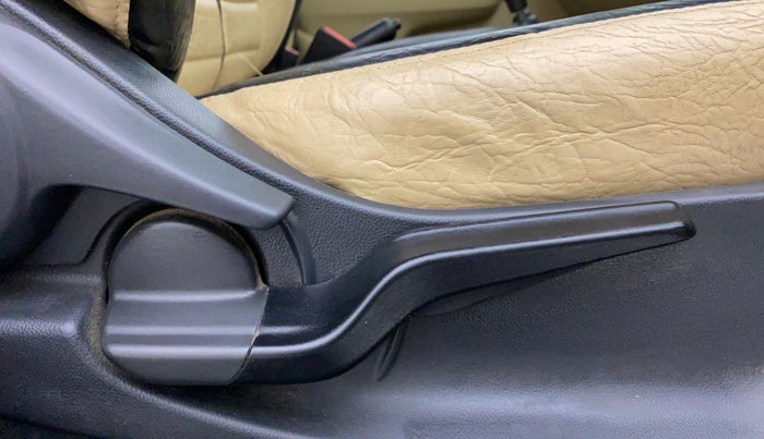 2019 Honda Amaze 1.2L I-VTEC V, Petrol, Manual, 56,910 km, Driver Side Adjustment Panel