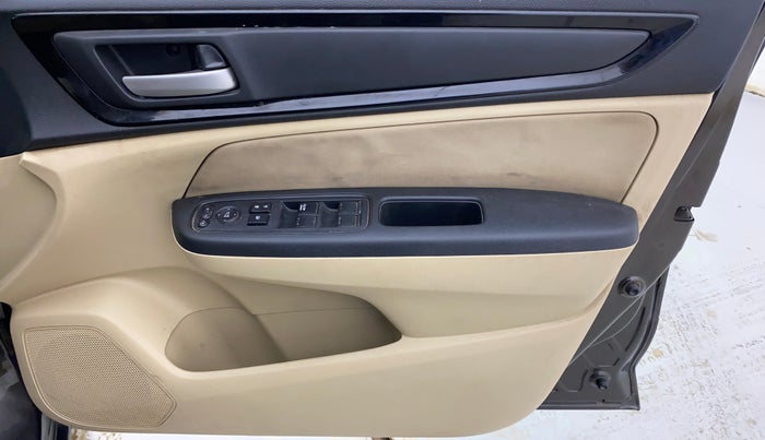 2019 Honda Amaze 1.2L I-VTEC V, Petrol, Manual, 56,910 km, Driver Side Door Panels Control