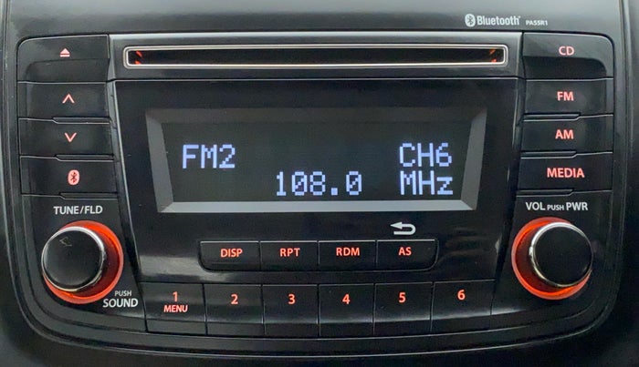 2018 Maruti Dzire VDI, Diesel, Manual, 33,421 km, Infotainment System