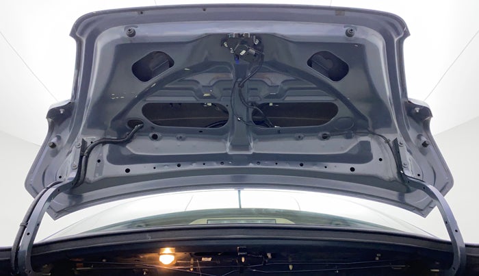 2018 Maruti Dzire VDI, Diesel, Manual, 33,421 km, Boot Door Open