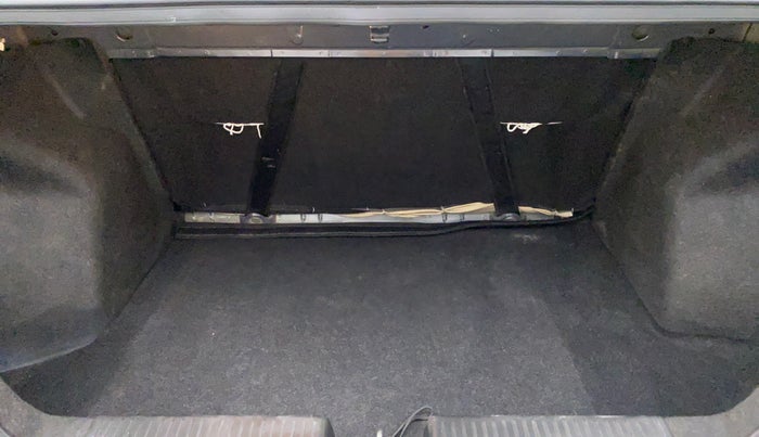 2018 Maruti Dzire VDI, Diesel, Manual, 33,421 km, Boot Inside