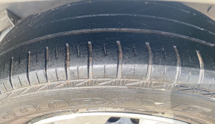 2020 Honda Amaze 1.2L I-VTEC S, Petrol, Manual, 80,063 km, Left Rear Tyre Tread