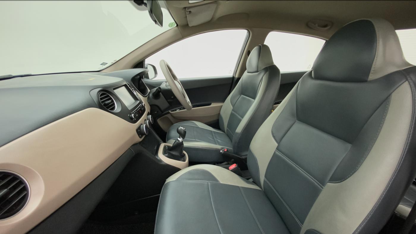 2018 Hyundai Xcent SX 1.2, Petrol, Manual, 51,934 km, Right Side Front Door Cabin