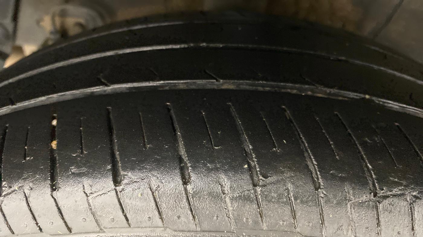 2018 Hyundai Xcent SX 1.2, Petrol, Manual, 51,934 km, Right Rear Tyre Tread