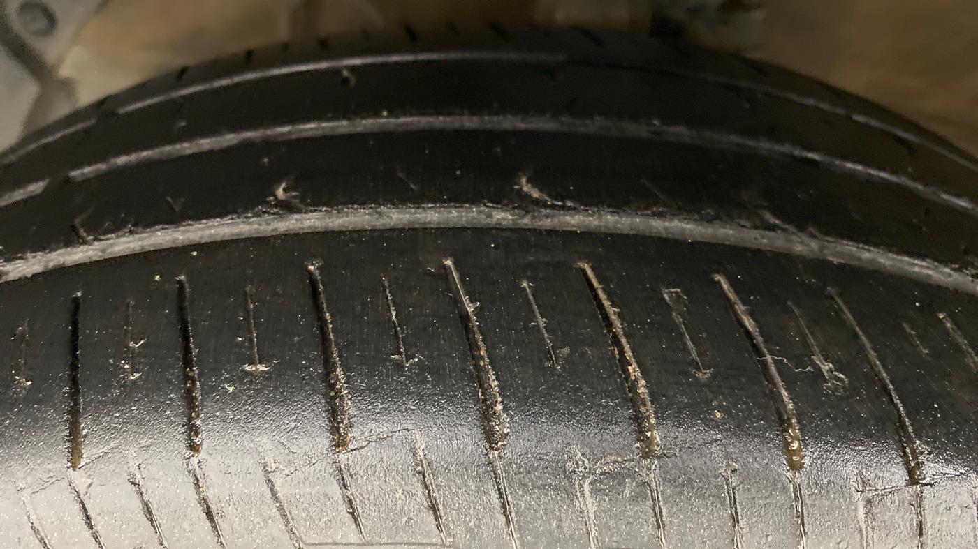2018 Hyundai Xcent SX 1.2, Petrol, Manual, 51,934 km, Left Front Tyre Tread