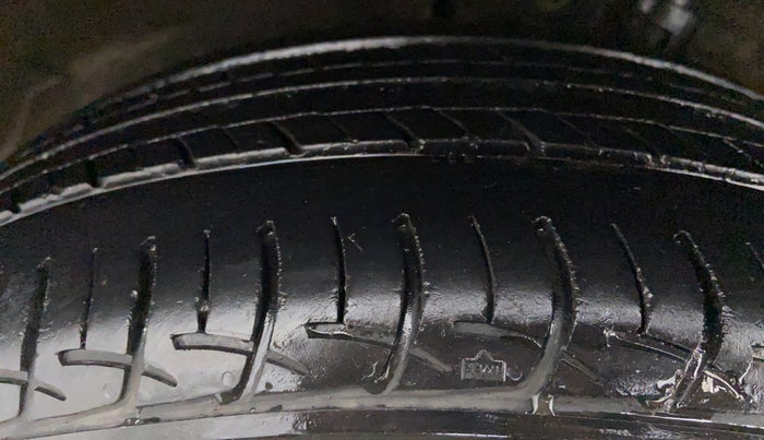 2012 Maruti Swift Dzire ZXI 1.2 BS IV, Petrol, Manual, 44,818 km, Left Front Tyre Tread
