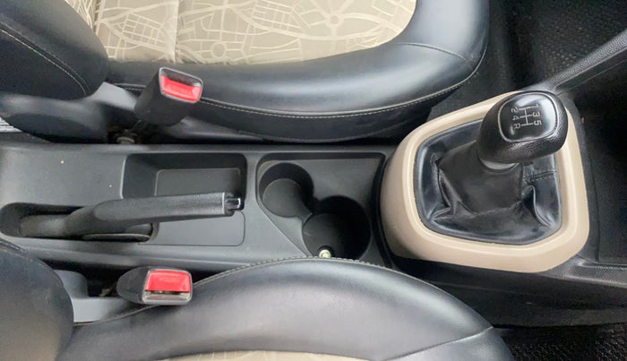 2015 Hyundai Grand i10 MAGNA 1.2 KAPPA VTVT, Petrol, Manual, 40,451 km, Gear Lever