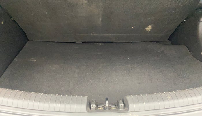 2015 Hyundai Grand i10 MAGNA 1.2 KAPPA VTVT, Petrol, Manual, 40,451 km, Boot Inside